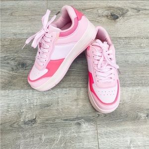 Berness Pink Sneakers